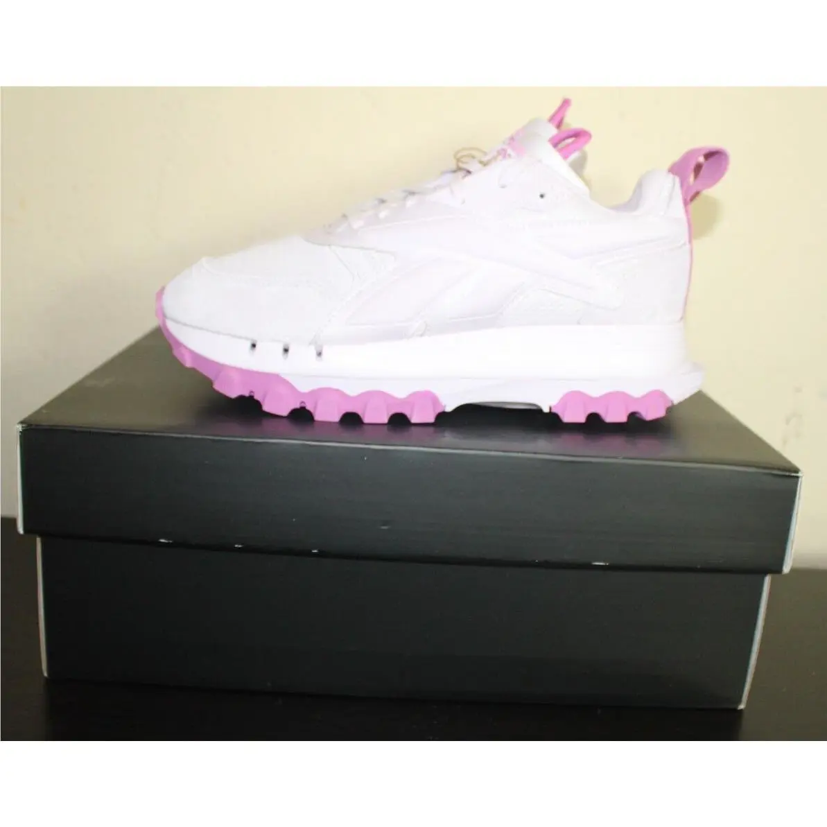 Reebok shoes - Reebok Classic - Classic - HQ6024 - Pink 1