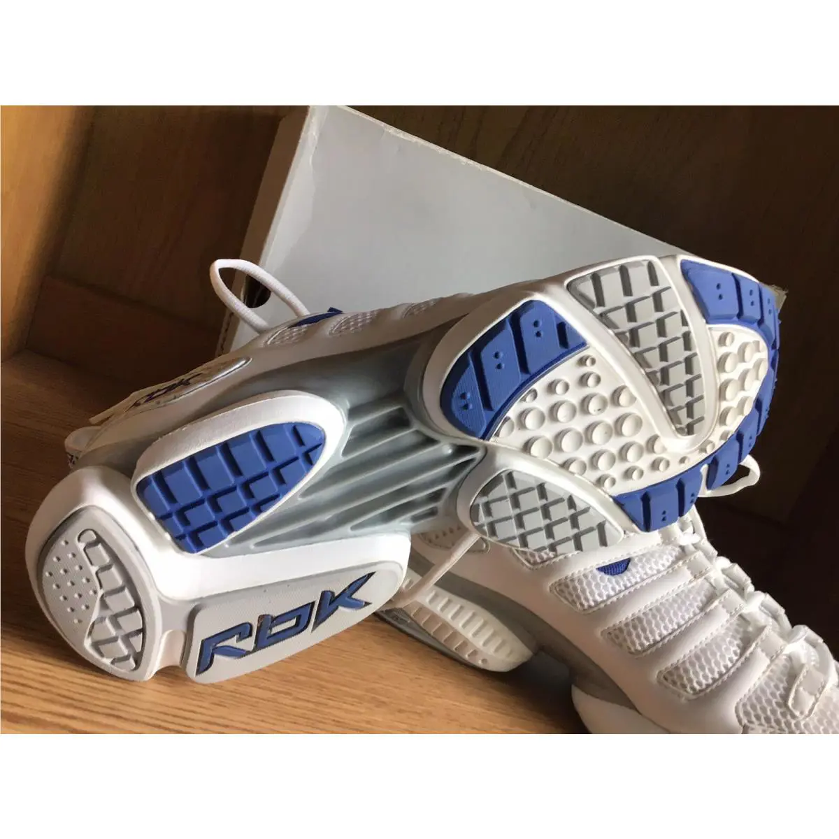 Reebok shoes - White 2