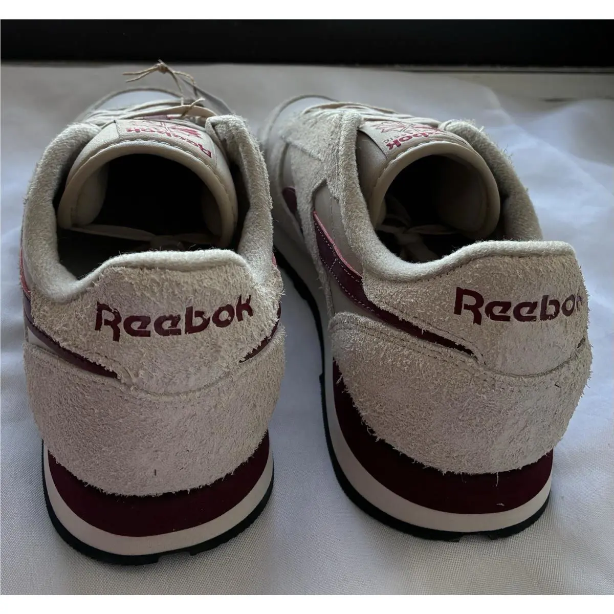 Reebok shoes - Reebok Classic Leather - Classic Leather - GY1525 - Model Beige/Alabaster-Classic Burgundy (UPC: 0195740981112) 5