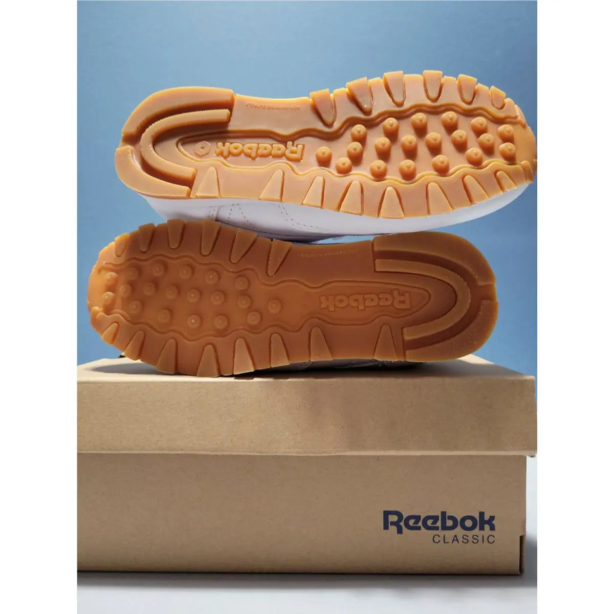 Reebok shoes - Sneakers Shoes - Sneakers Shoes - White (UPC: 889133977577) 3