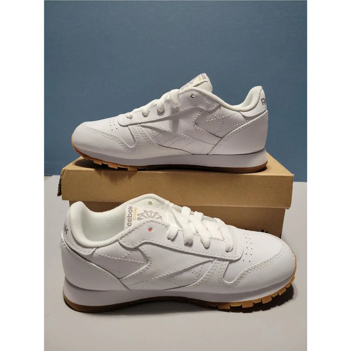 Reebok shoes - Sneakers Shoes - Sneakers Shoes - White (UPC: 889133977577) 0