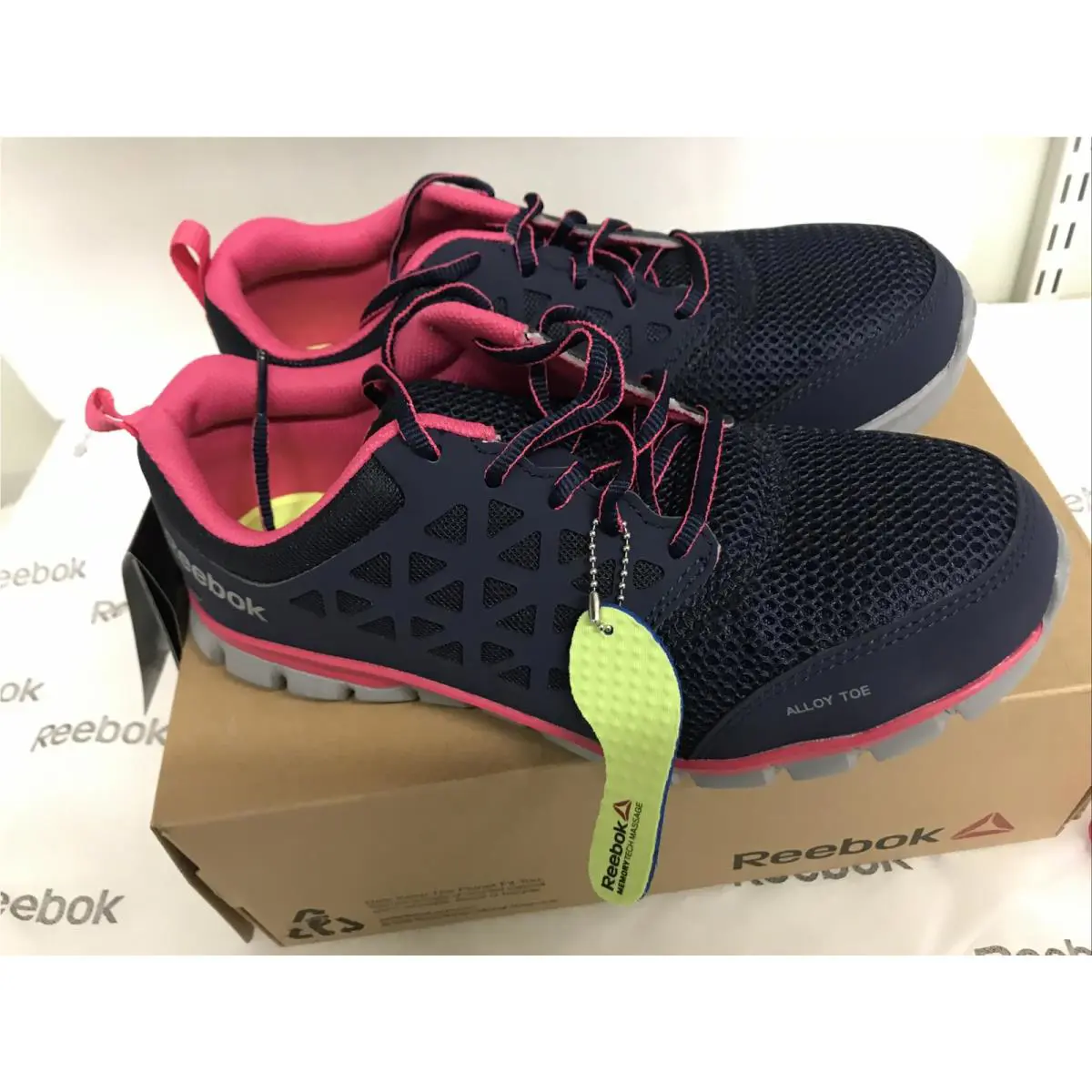 Reebok shoes - Alloy Toe - Alloy Toe - ASTM F2413-11 - Blue And Pink 5