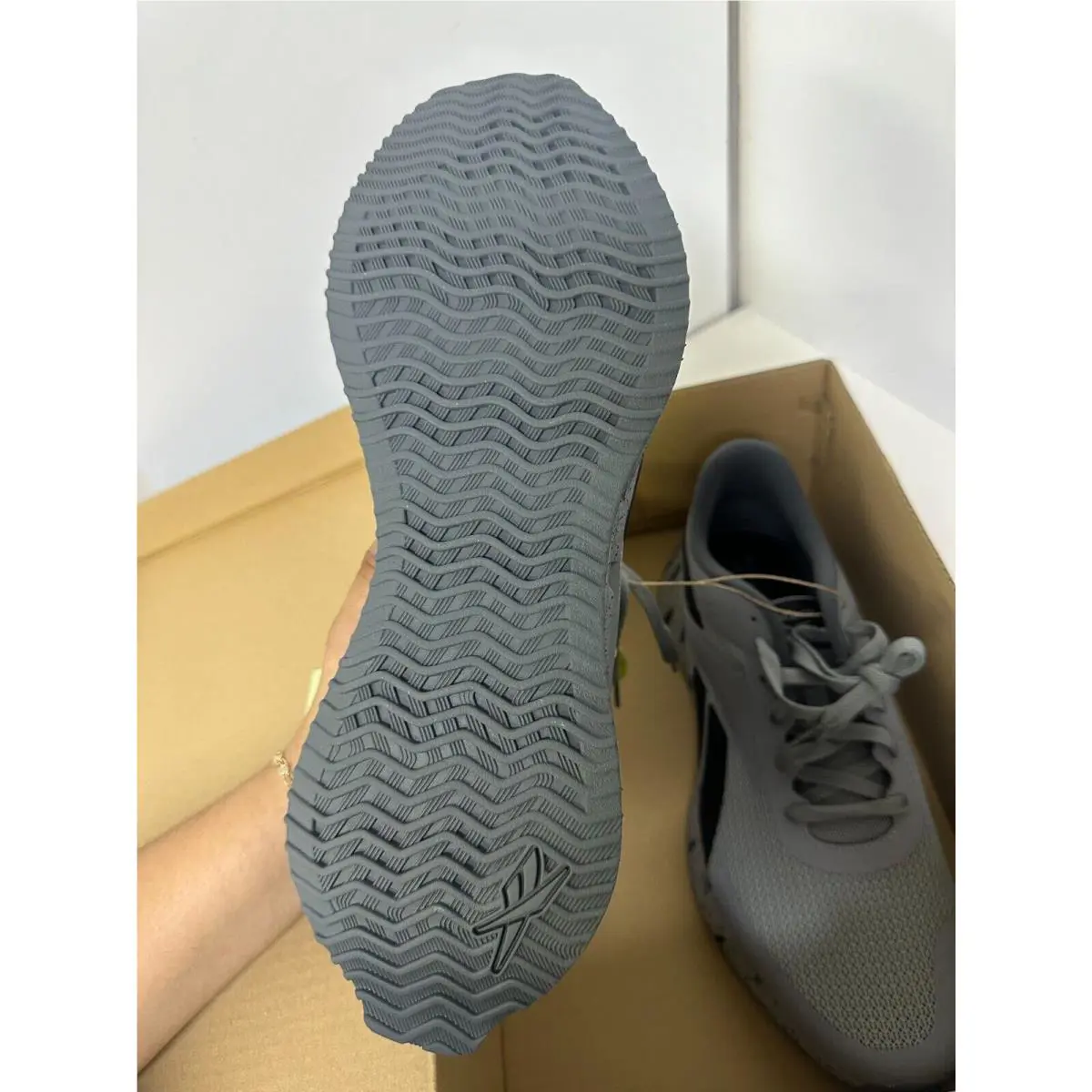 Reebok shoes - Gray 0