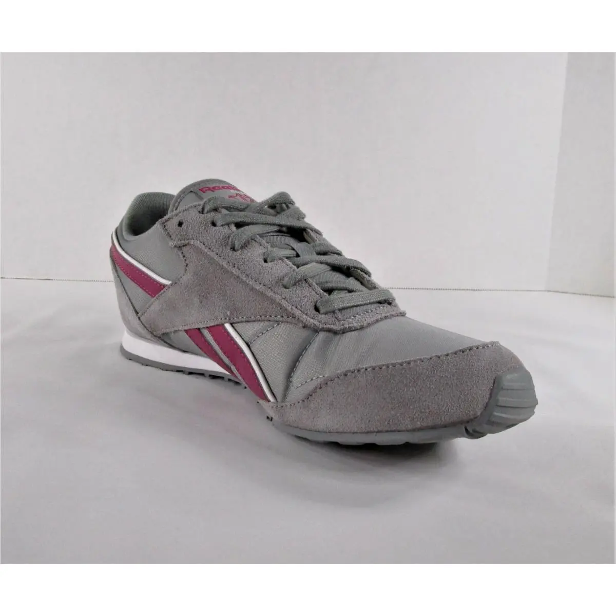 Reebok shoes - Reebok World Rush Classic J88856 - J88856 - Gray / Pink / White, Manufacturer: Flat Gray / C Pink / White (UPC: 886051030445) 2