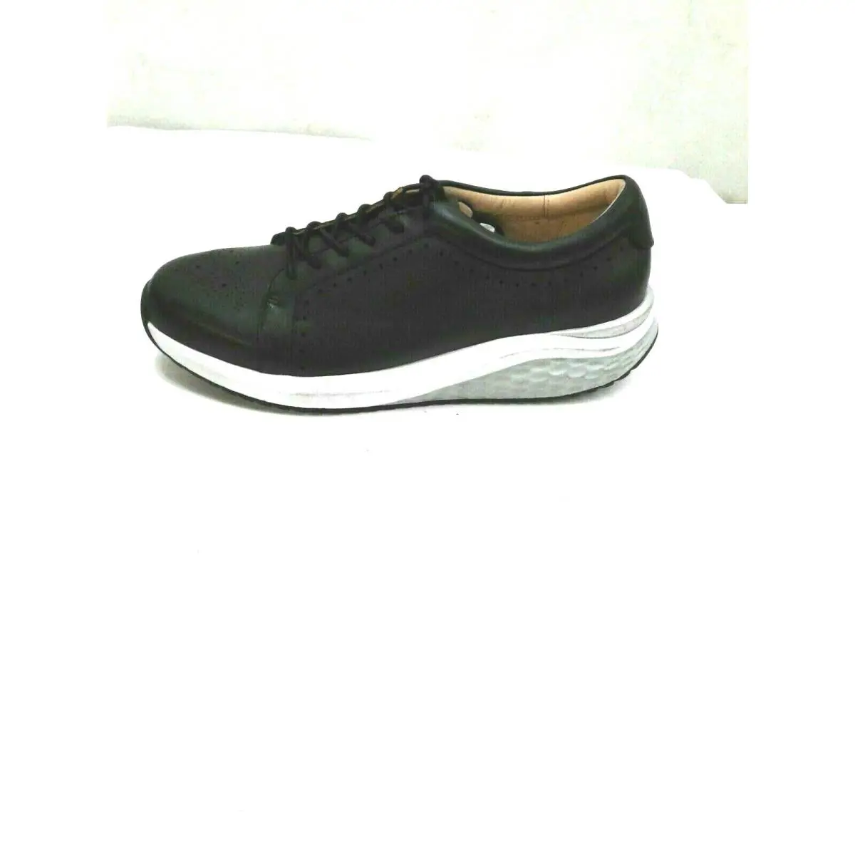 MBT shoes - MBT PHYSIOLOGICAL - PHYSIOLOGICAL - Black (UPC: 8433331108558) 1