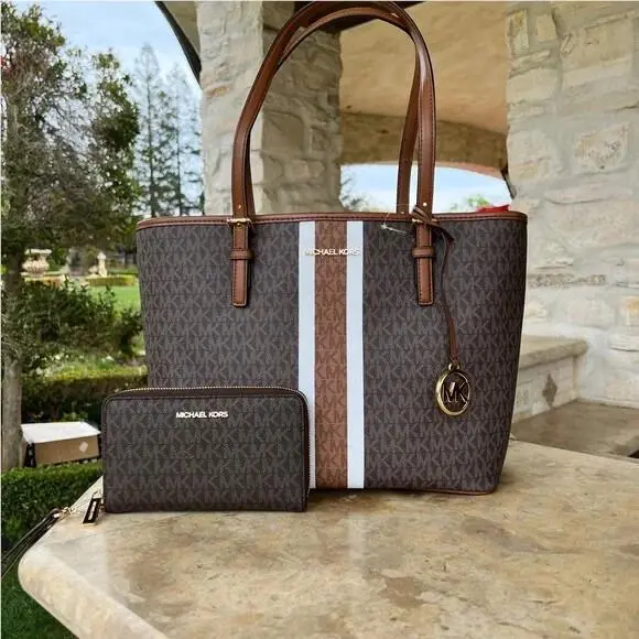 Stripe Tote Jet Travel Signature Tote Handbag/wallet Brown HANDBAG+WALLET by Michael Kors