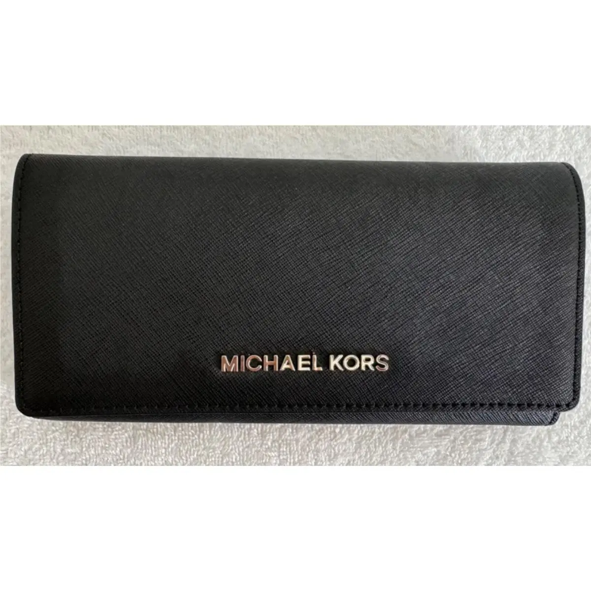 Jet Set Travel Carryall Saffiano Leather Wallet Black Red Pink Black by Michael Kors