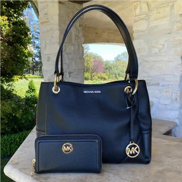 Michael Kors Nicole Large Shoulder Leather Handbag/wallet Black/gold