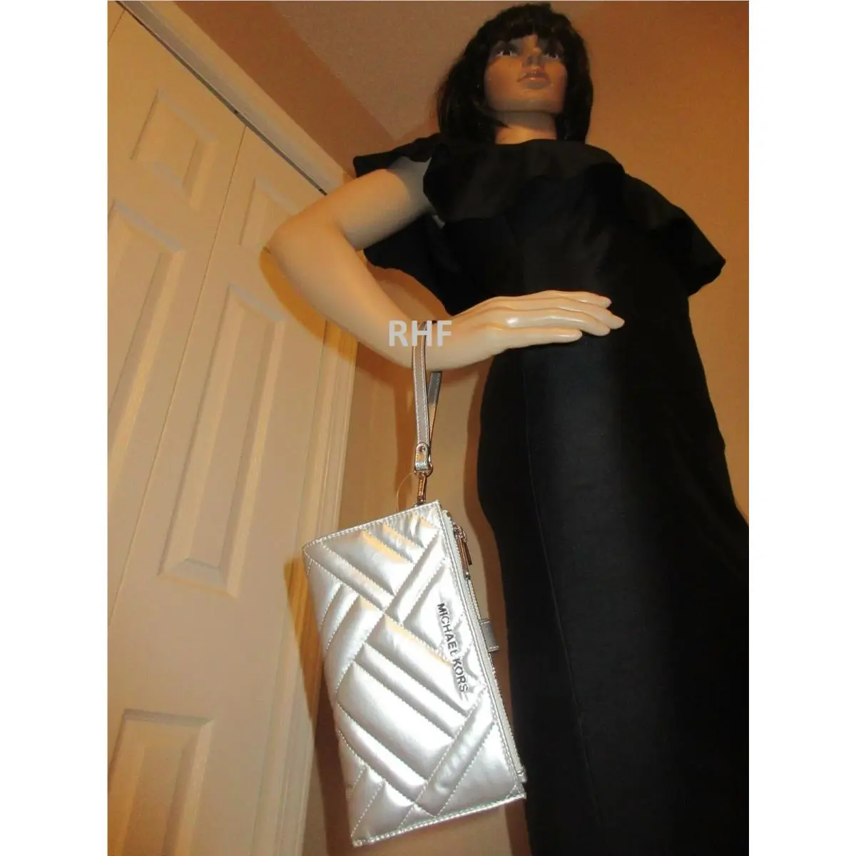 Peyton Medium Shoulder Flap Crossbody Leather Bag and Wallet Wristlet/Wallet by Michael Kors