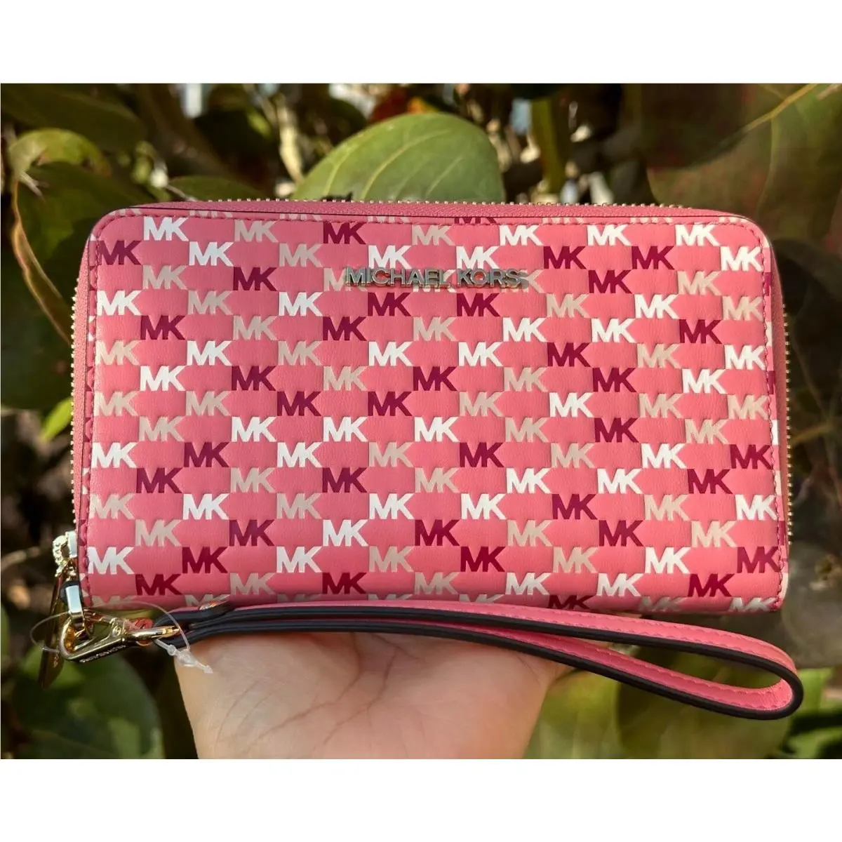 Jet Set Travel Multifunction Flat Large Phone Case Wallet MK EMBOSSED TEA ROSE MULTI by Michael Kors