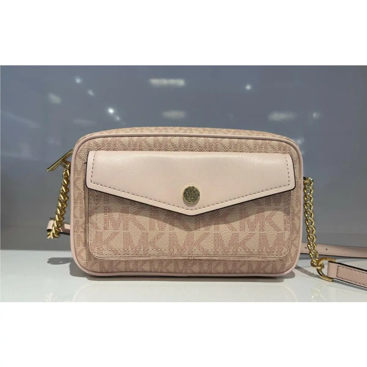Jet Set Travel Front Pocket Camera Crossbody Bag MK BALLET by Michael Kors