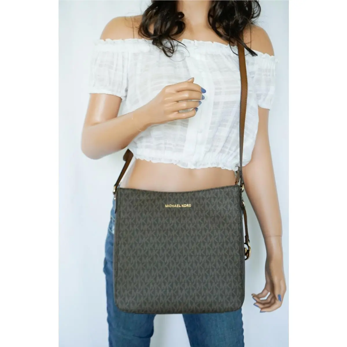 Jet Set Travel Large Messenger Shoulder Crossbody Bag Brown/Gold Toned Hardware by Michael Kors