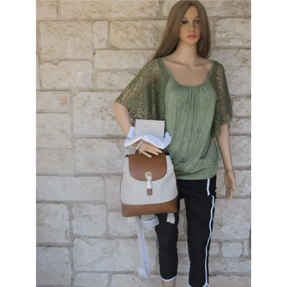 Raven Small Logo Backpack + Wallet Set Brown or Vanilla/acorn Vanilla/Acorn SET Backpack+Cardcase/wallet/Dustbag by Michael Kors