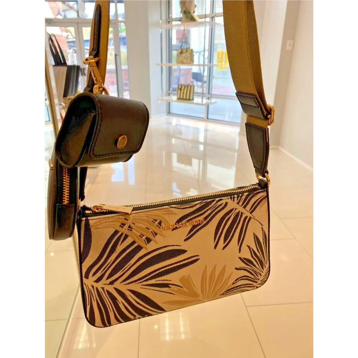 Jet Set Travel SM Crossbody Bag Tech Attached W/airpod Coin Wallet BLACK MULTI by Michael Kors