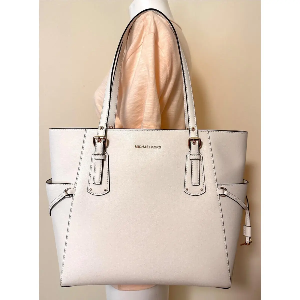 Michael Kors Voyager Black White Bond Leather EW Tote Shoulder Bag