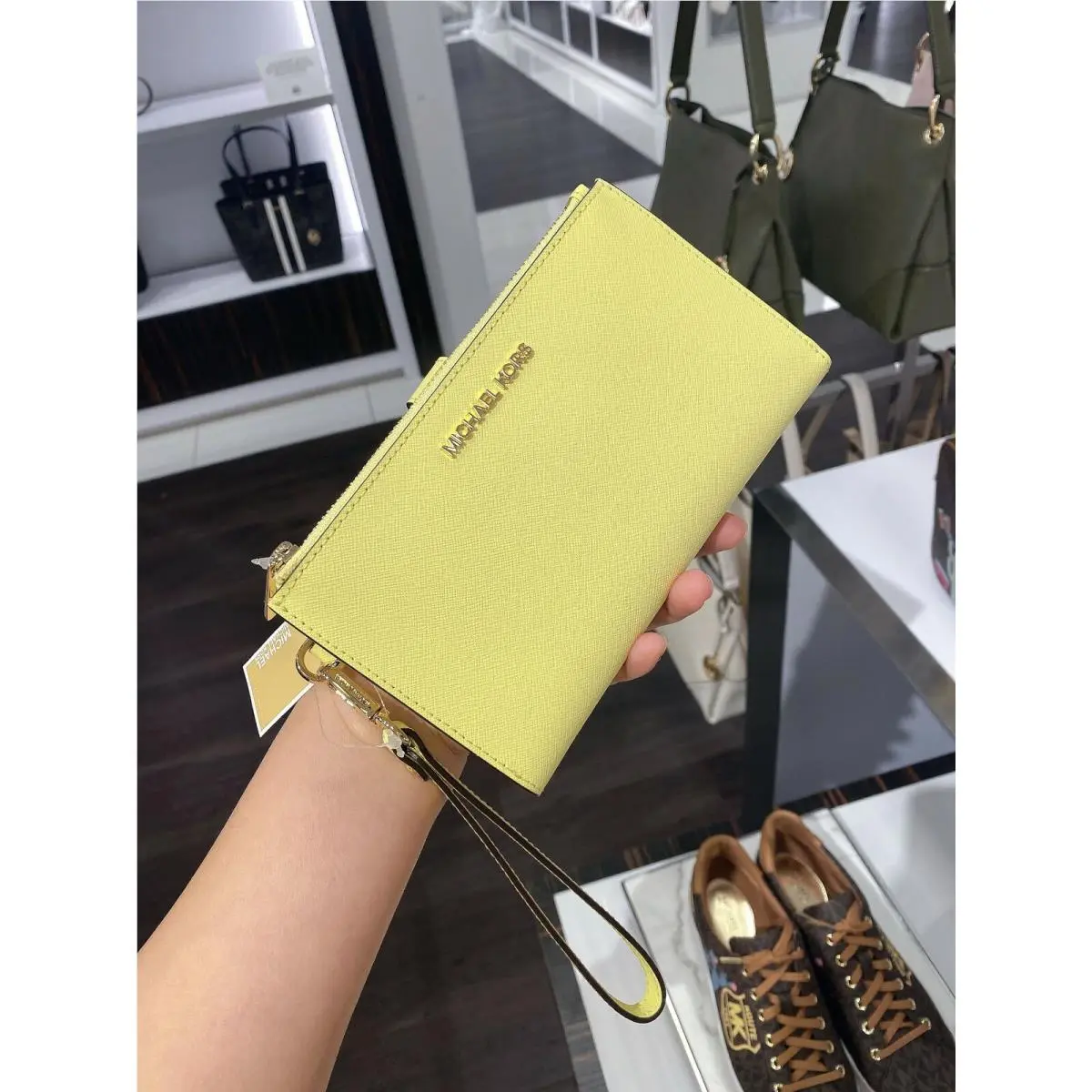 Signature Jet Set Double Zip Wallet Wristlets Buttercup/Gold by Michael Kors