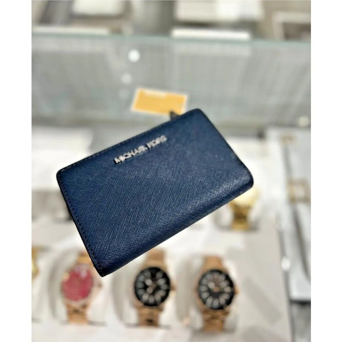 Women Medium Leather Bifold Zip Coin Credit Card Holder id Wallet NAVY (LEATHER) by Michael Kors