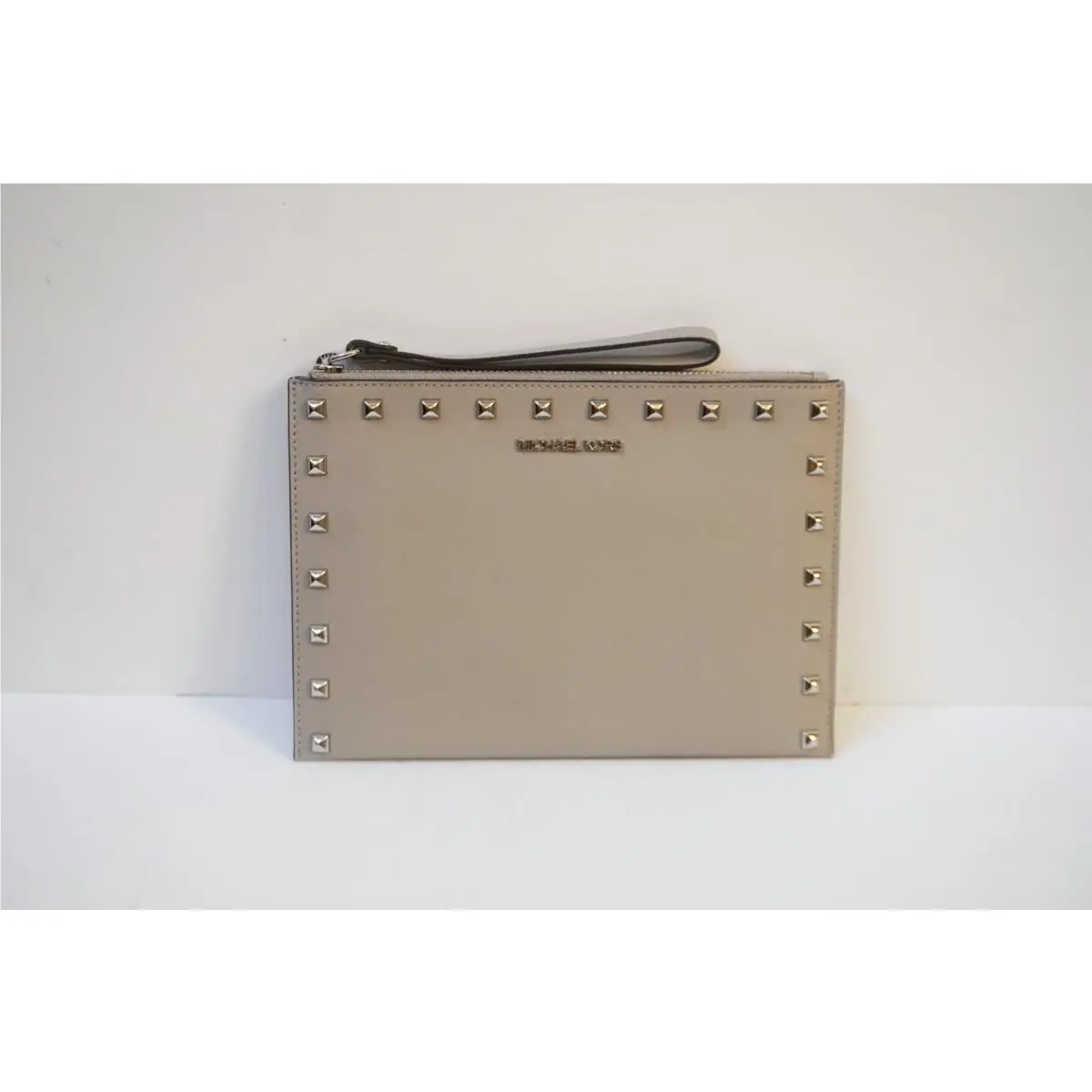 Jet Set Travel XL Top Zip Clutch Wristlet Pearl Grey/Silver Studded by Michael Kors