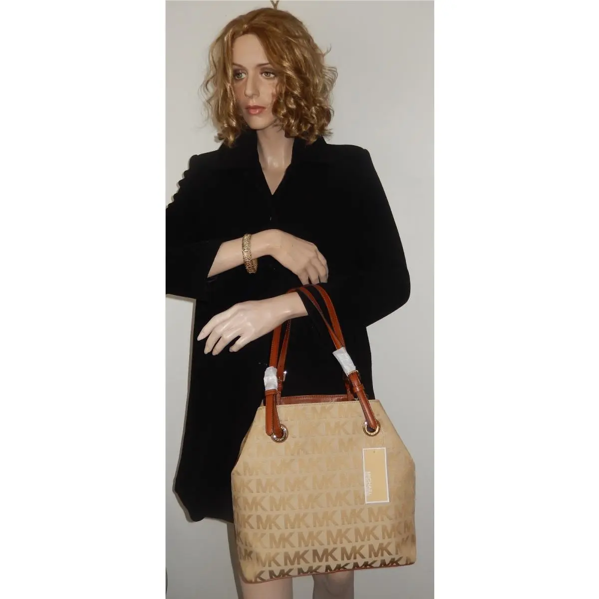 Michael Kors Jet Set Grab Bag MK Signature Jacquard W/leather Bg/cam/lug