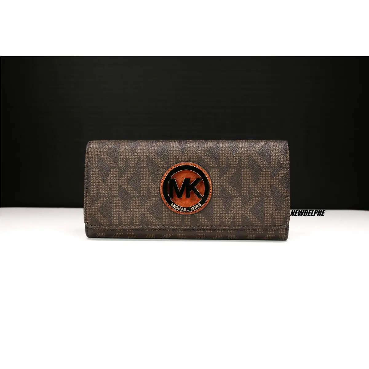 Michael Kors W MK Logo Fulton Long Wallet Purse / Gift Box Bag