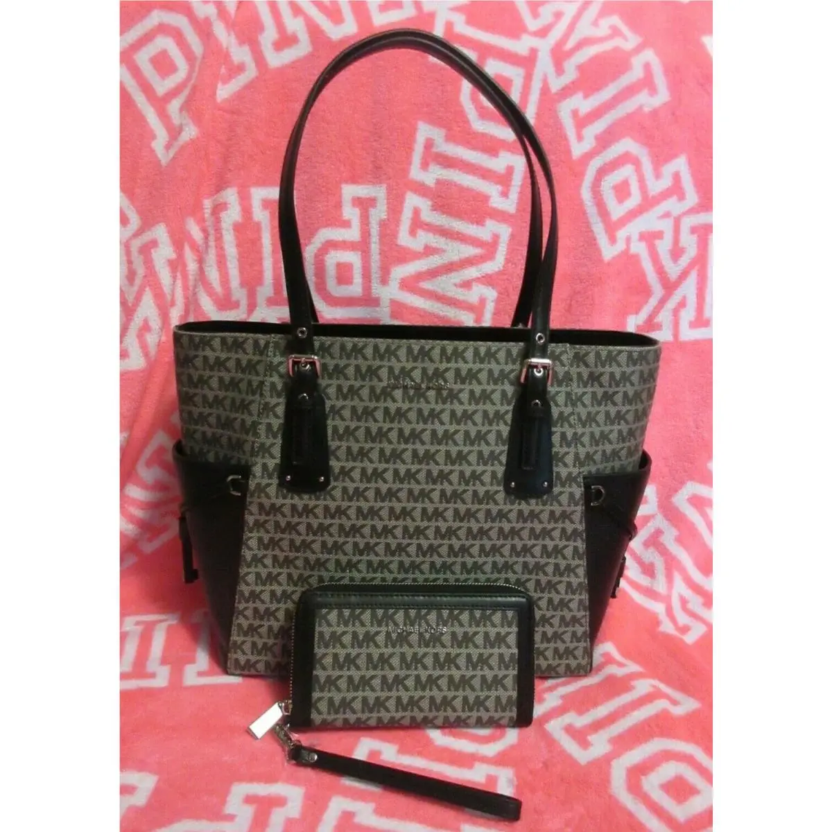Jacquard Signature Voyager East West Tote Double-zip Wallet Set Graphite/Silver by Michael Kors