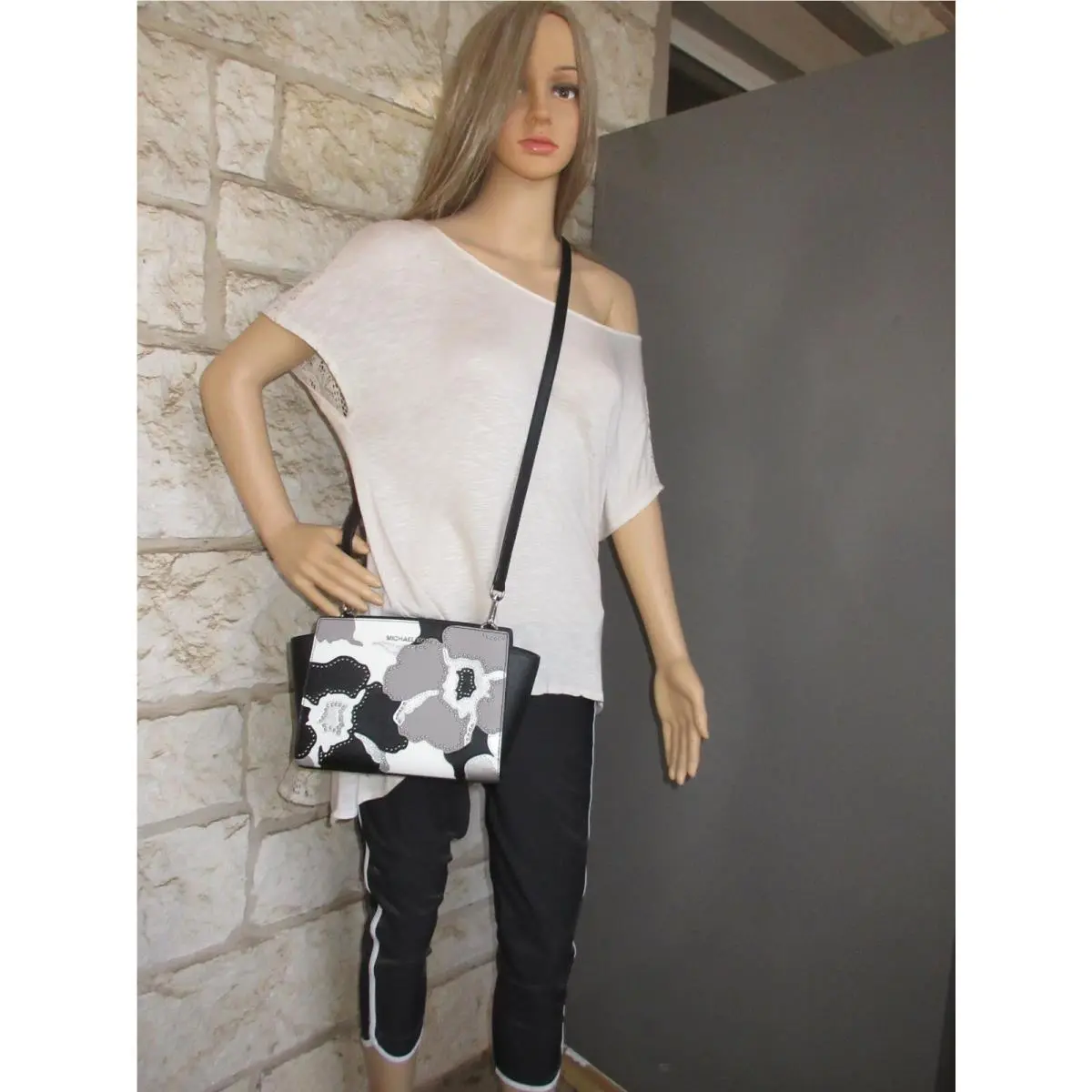 Michael Kors  bag  - Michael Kors Selma Messenger SM/MD CROSSBODY Zip - Handle/Strap: black white grapfruit purple multi blue pink silver, Hardware: Silver or Gold (depending on purse or purse set), Exterior: White/black/lilac/blue/pink/Grapefruit