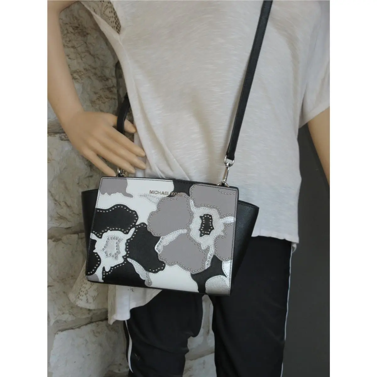 Michael Kors  bag  - Michael Kors Selma Messenger SM/MD CROSSBODY Zip - Handle/Strap: black white grapfruit purple multi blue pink silver, Hardware: Silver or Gold (depending on purse or purse set), Exterior: White/black/lilac/blue/pink/Grapefruit