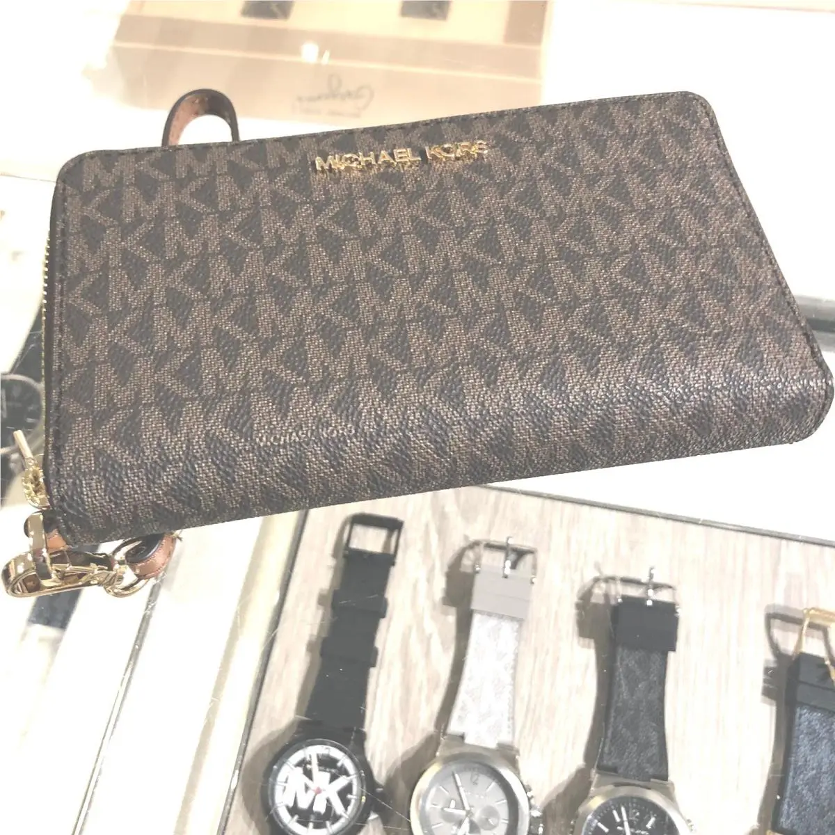Women Flat Phone Case Wristlet Zip Around Wallet Credit Card Holder Brown by Michael Kors