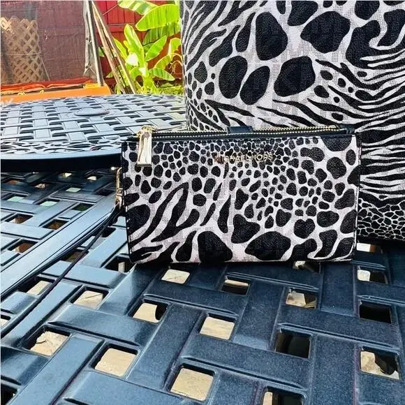 Carter Large Open Tote Bag Zebra Print/double Zip Wallet Option Wallet by Michael Kors