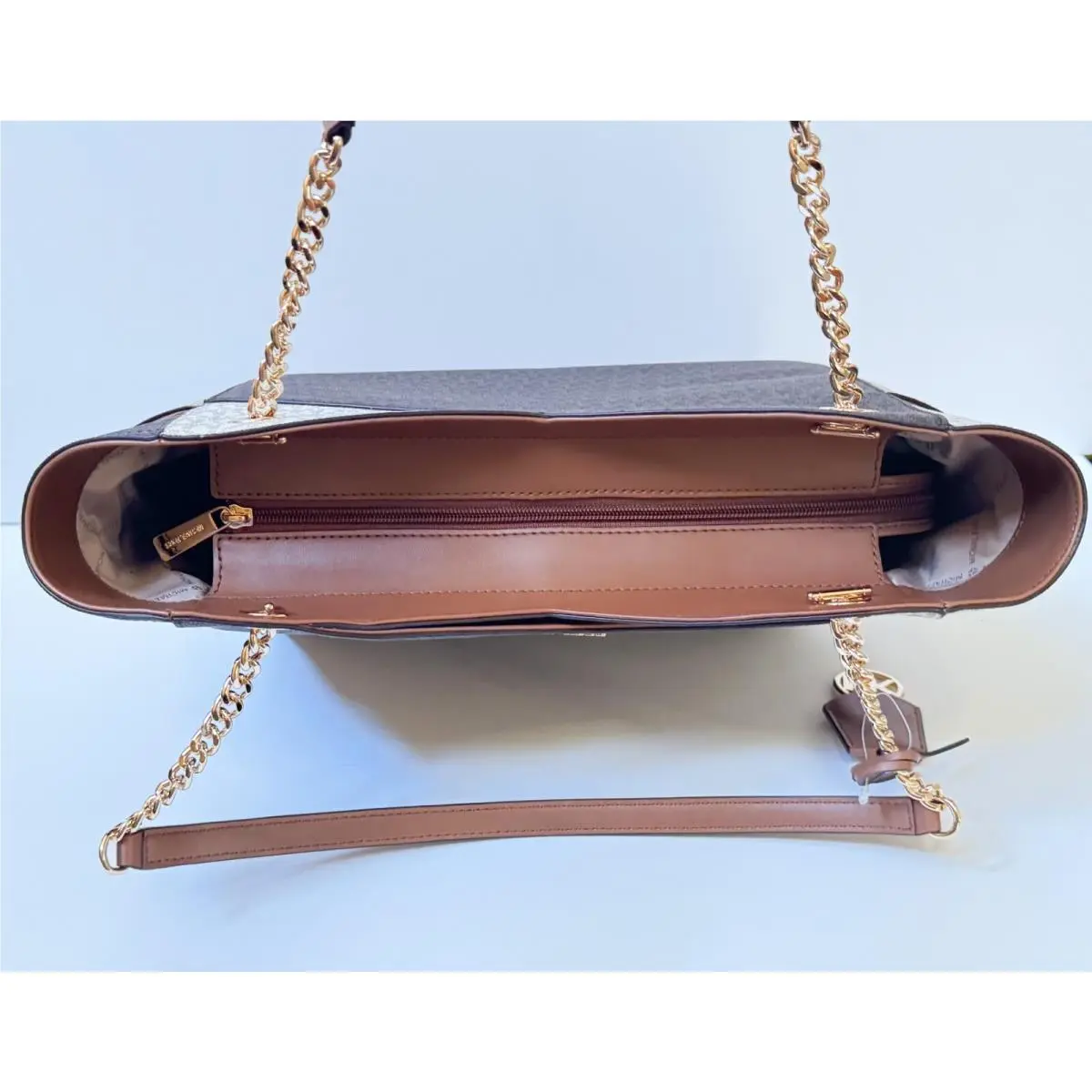 Michael Kors  bag  - Michael Kors Jet Set Travel - 35F1GTVT3B - MK VANILLA, Handle/Strap: Multicolor, Hardware: Gold, Silver