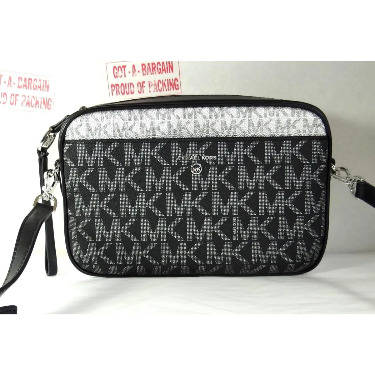 Jet Set Charm Pocket Large EW MK Signature Pvc Clutch Crossbody Bag Black MK/SV by Michael Kors