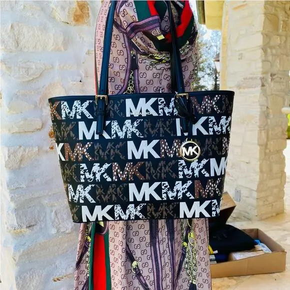 Michael Kors MK MD Signature Handbag/ Double Zip Wallet Option