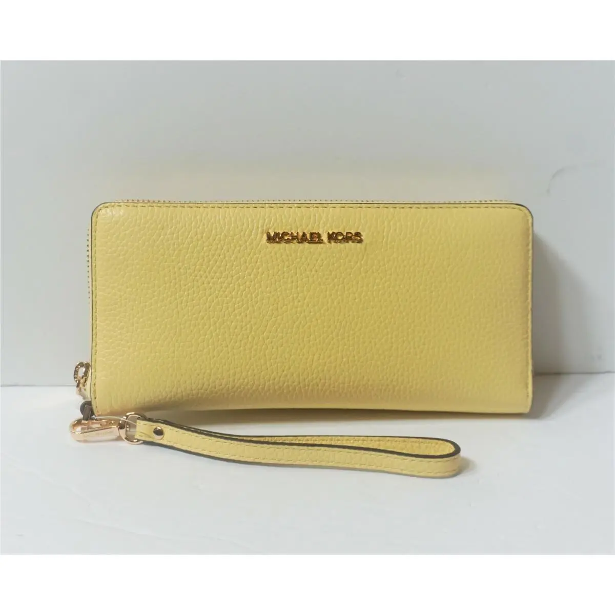Jet Set Travel Large Continental Wallet BUTTERCUP by Michael Kors