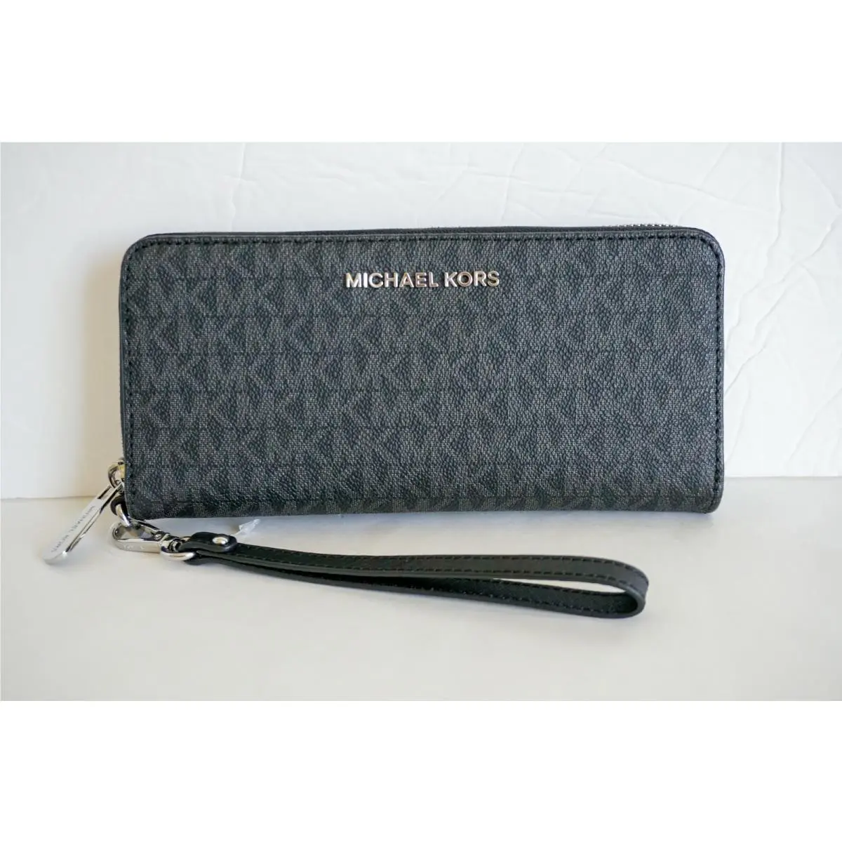 Jet Set Travel Large Continental Wallet MK BLACK/SILVER by Michael Kors