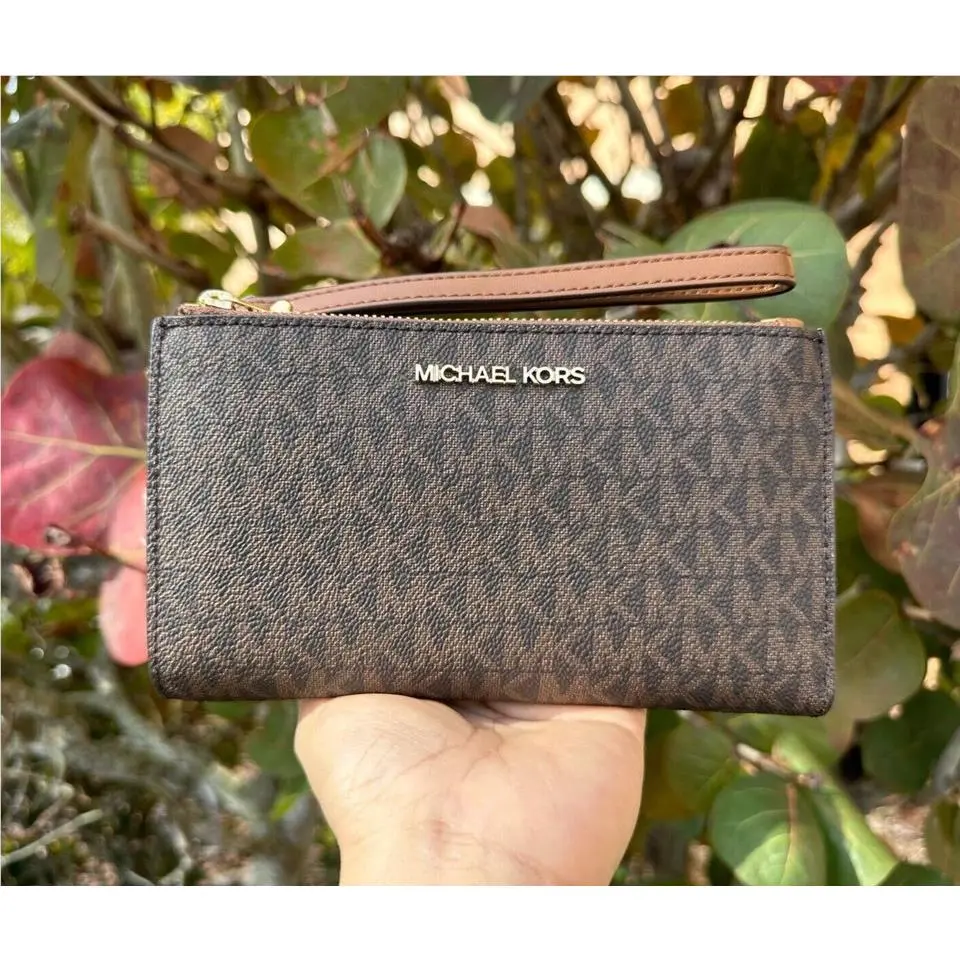 MK Jet Set Travel Double Zip Phone Case Card Holder Wristlet Wallet BROWN (35F8GTVW0B) by Michael Kors