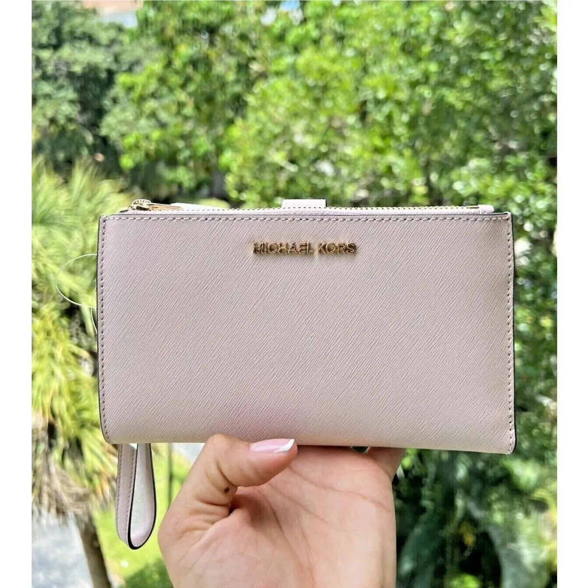 MK Jet Set Travel Double Zip Phone Case Card Holder Wristlet Wallet POWDER BLUSH (35F8GTVW0L) by Michael Kors