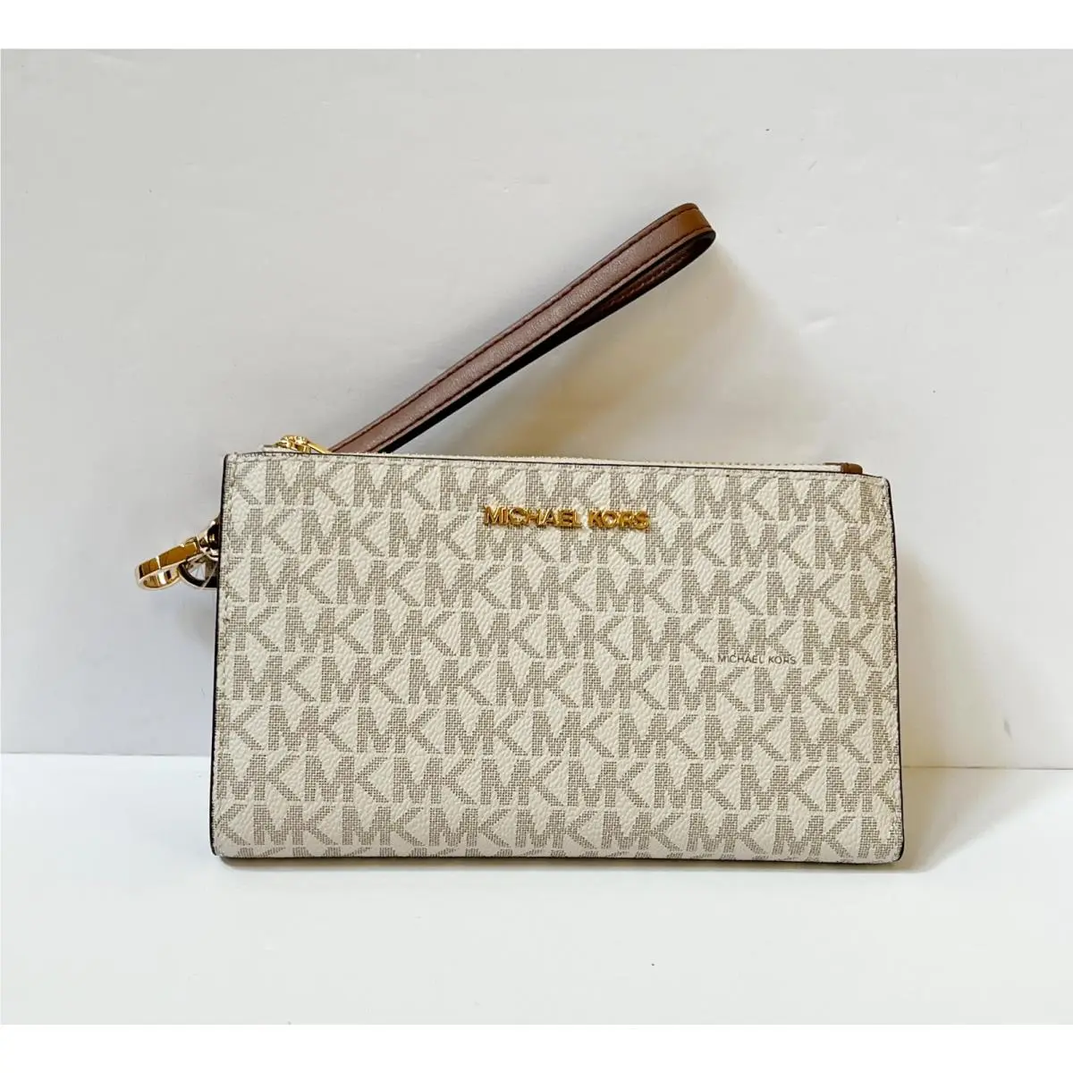 Jet Set Travel Large Double Zip Phone Wristlet Wallet MK Vanilla Brown by Michael Kors