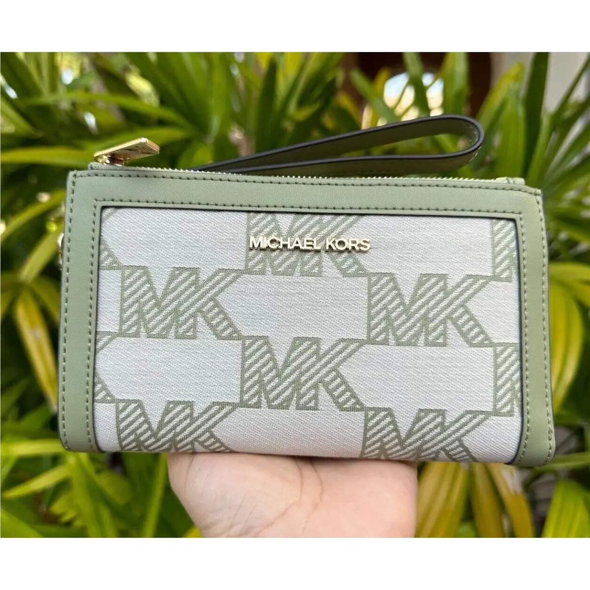 Jet Set Travel Large Double Zip Phone Wristlet Wallet GRAPHIC LOGO LIGHT SAGE by Michael Kors