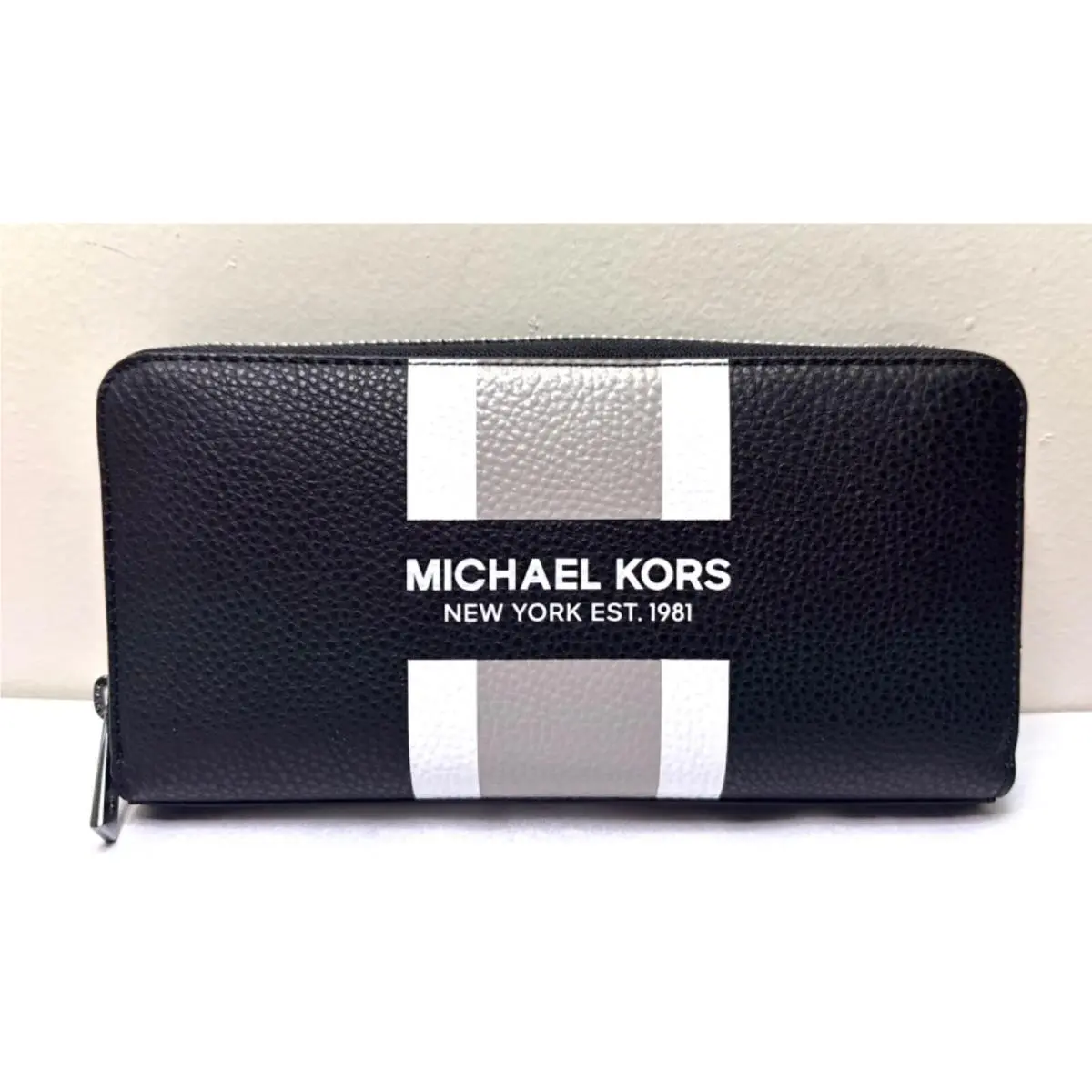 Cooper Tech Zip Around Leather Continental Wallet Purse Black multi/sv by Michael Kors