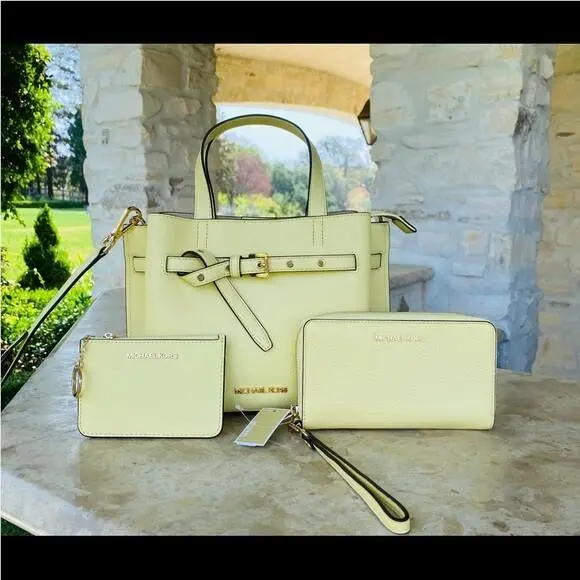 Emilia Small Satchel Crossbody Bag Pebbled Leather/wallet/wristlet handbag+wallet+wristlet by Michael Kors