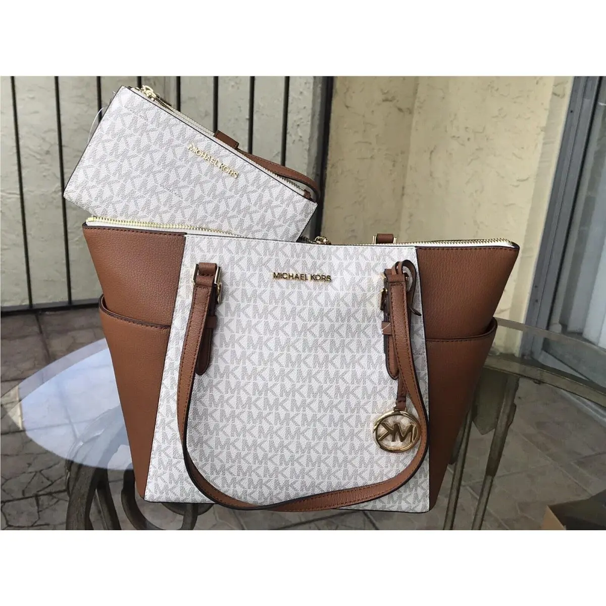 Women Lady Charlotte Tote Shoulder Handbag Bag + Double Zip Wallet VANILLA BROWN by Michael Kors