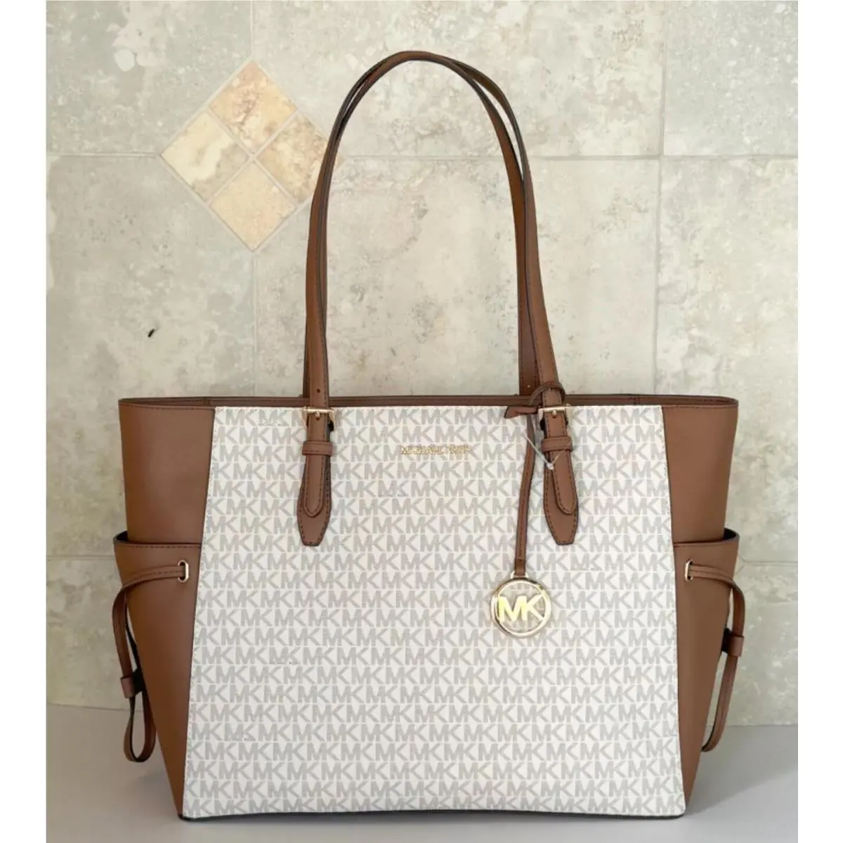 Michael Kors Gilly Large Drawstring Tote Shoulder Bag MK Vanilla