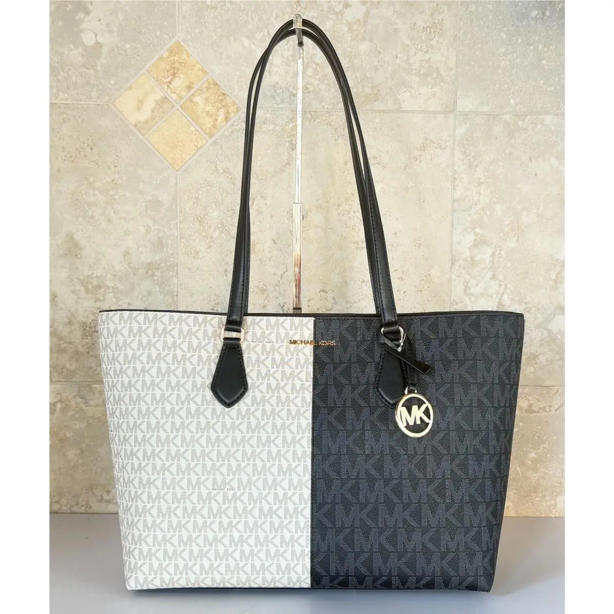Michael Kors Sheila Large Multifunction Laptop Tote Shoulder Bag MK Black Multi