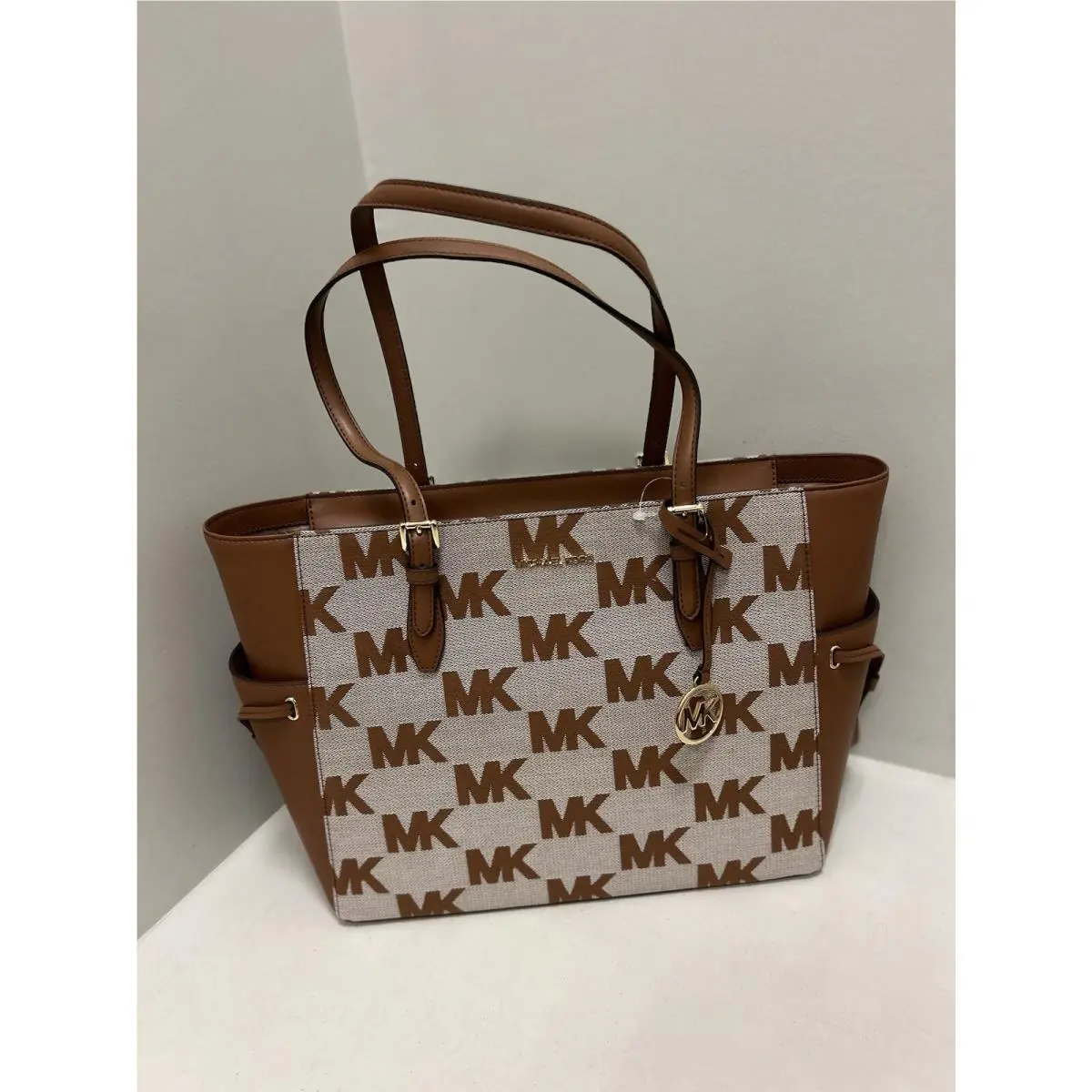 Michael Kors Gilly LG Drawstring Tote Shoulder Bag MK Graphic Logo Brown Luggage
