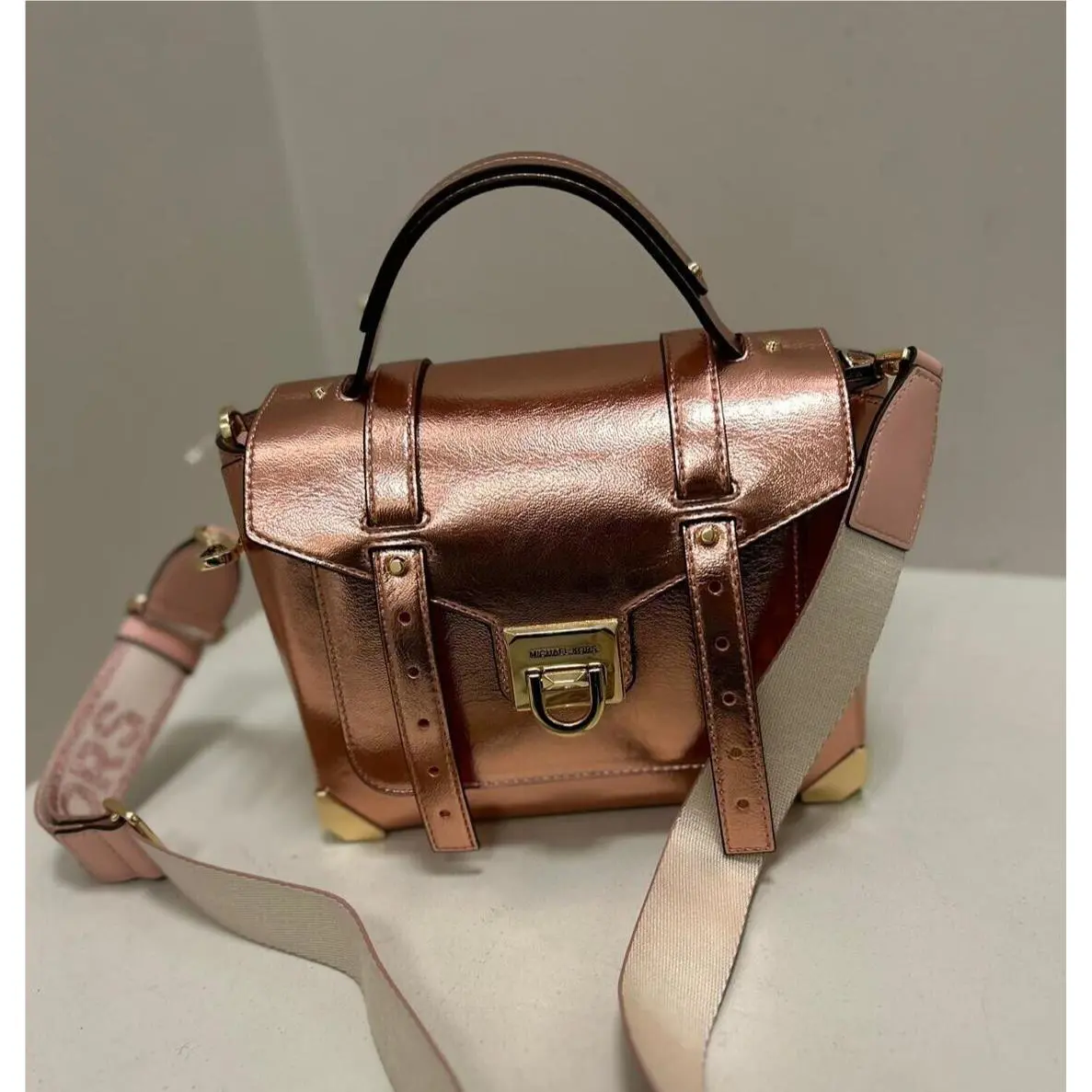 Michael Kors Manhattan Medium Satchel Crossbody Bag Shoulder Handbag Purse Mocha
