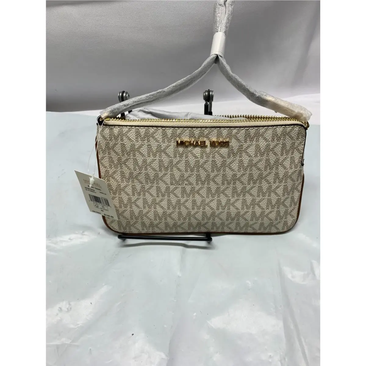 Michael Kors Jet Set Travel Wristlet - Vanilla