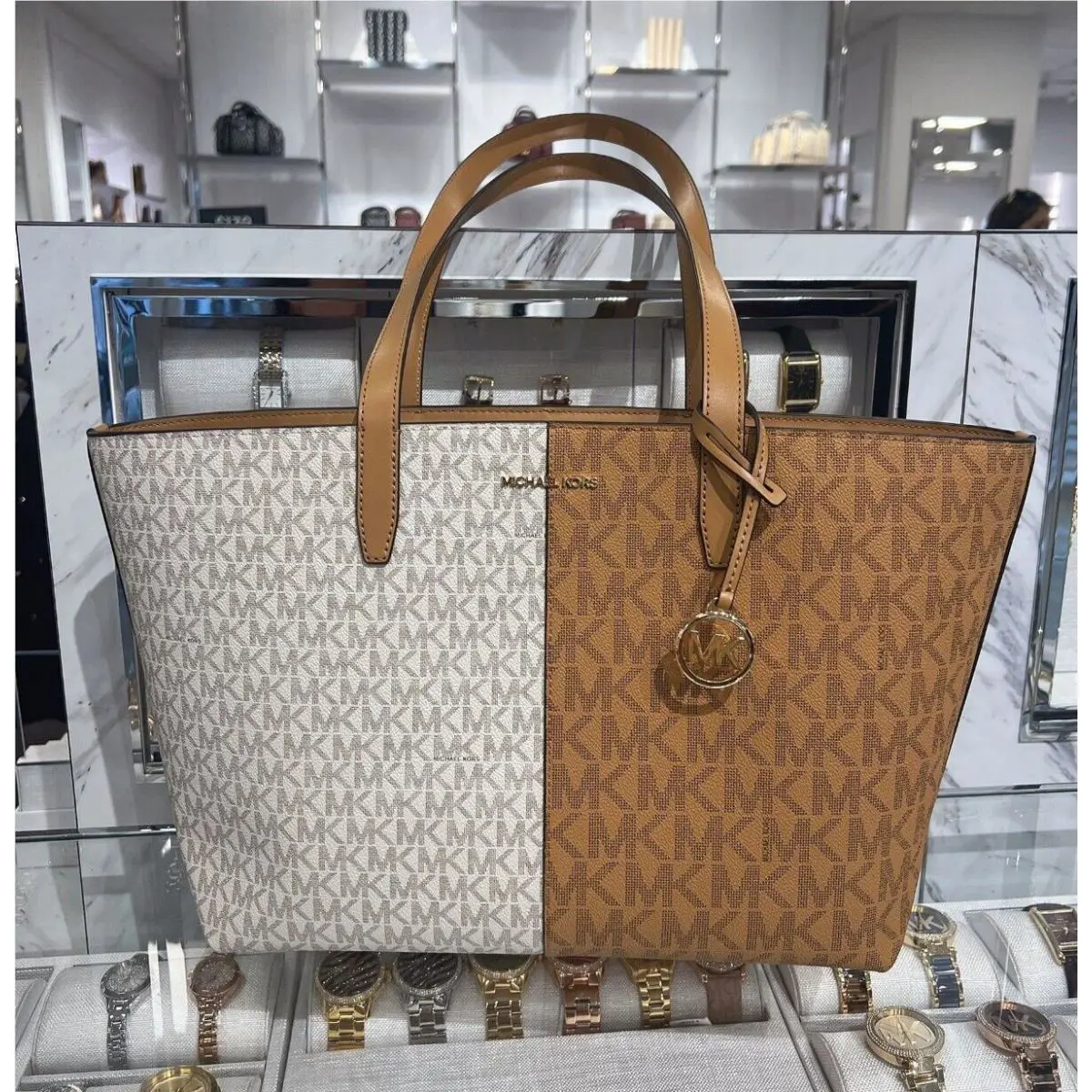 Michael Kors MK Jet Set Travel Top Zip MD Tote Shoulder Bag Deer Luggage Vanilla