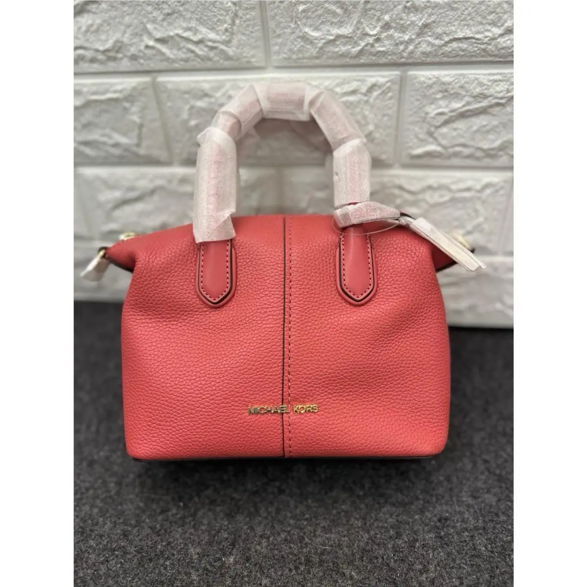 Hyde Small Crossbody MK Charm Satchel Leather Bag LT Bry Sbt by Michael Kors