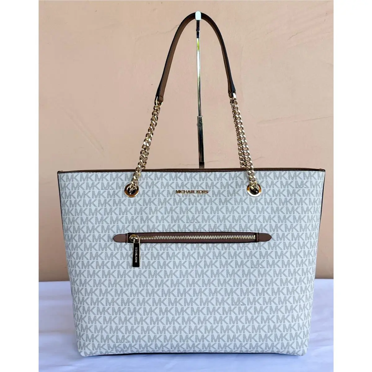 Michael Kors Jet Set Item Large Front Pocket Chain Tote Bag Purse Vanilla