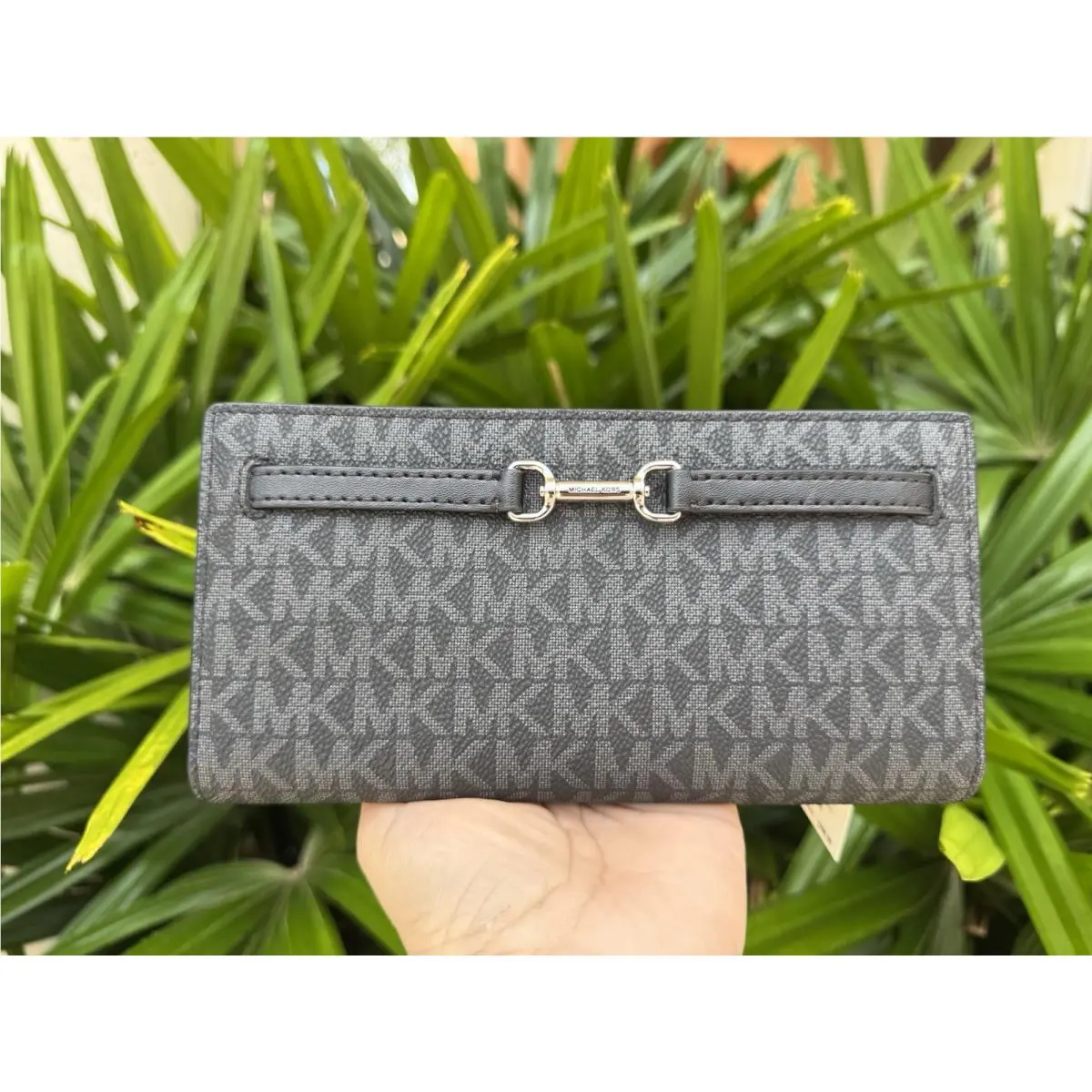 Michael Kors Jet Set Carson Large Flap Bifold Snap Wallet MK Black/silver